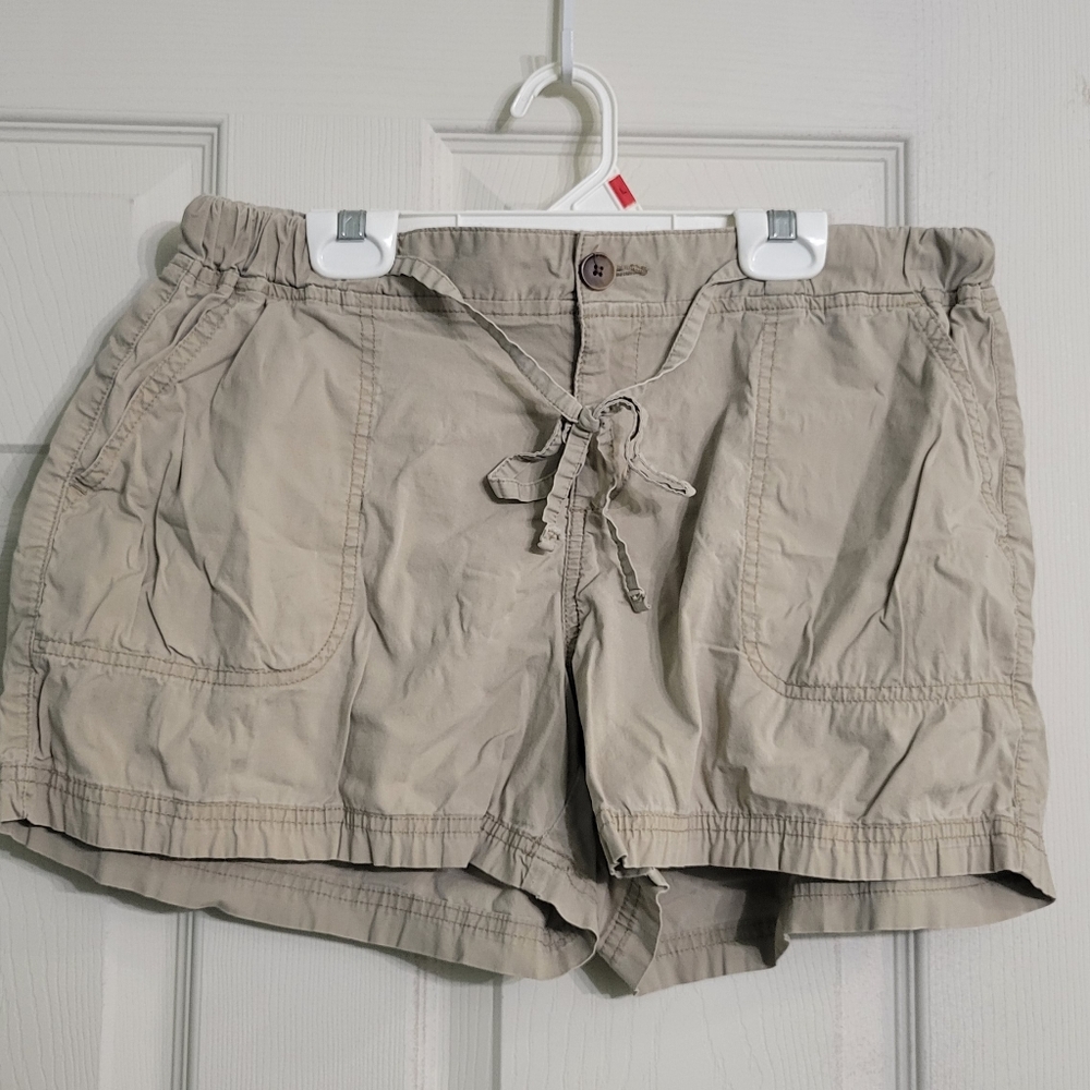 Merona Cargo Shorts women's size M